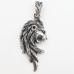 Lion pendant 