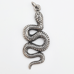 colgante de serpiente de plata