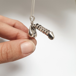 pendentif sexe masculin penis