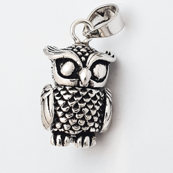 Owl Pendant stearling silver