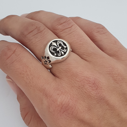 Bague fleur de Lys