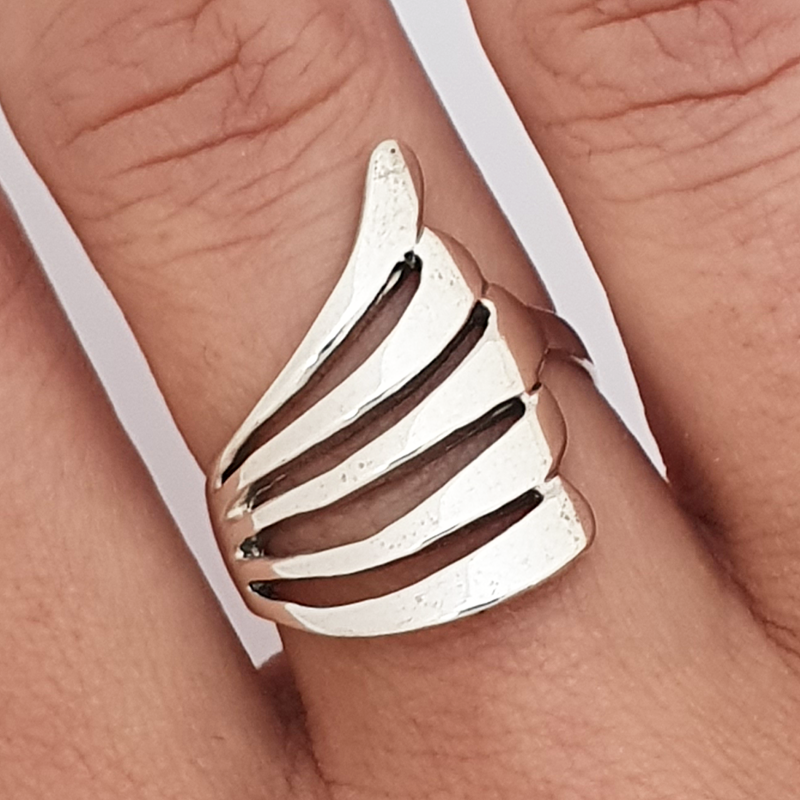 Wing ring Wing ring