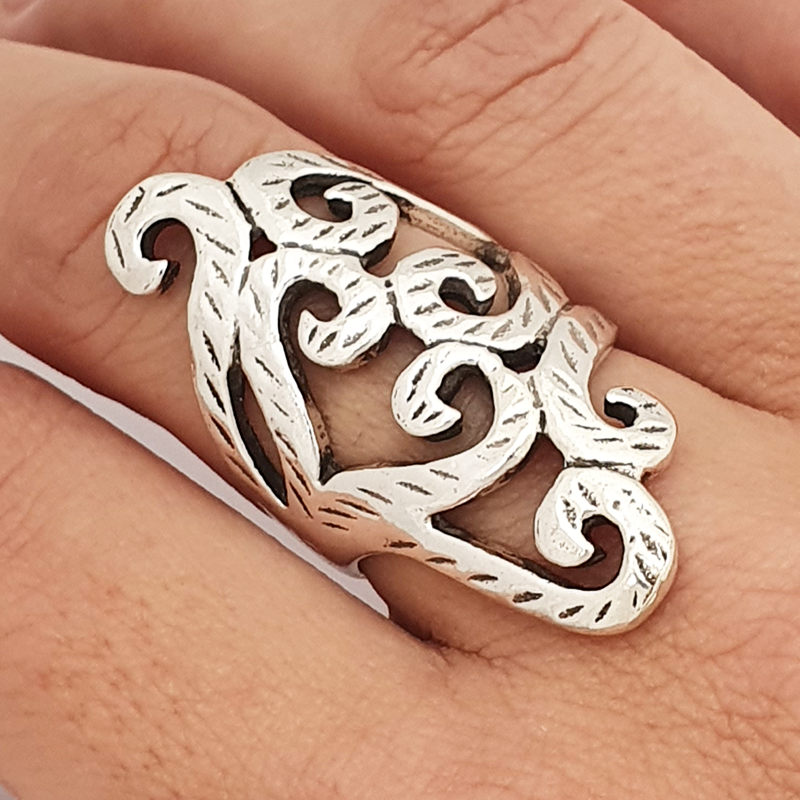 Bague longue arabesque