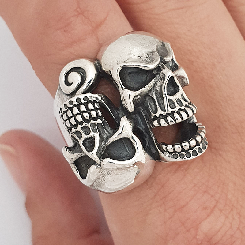 anillo de la muerte invertida