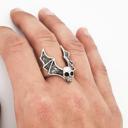 Silver ring 925 winged skull