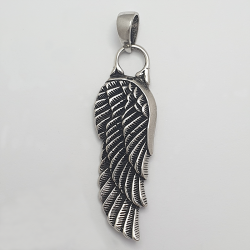 Angel wing pendant 